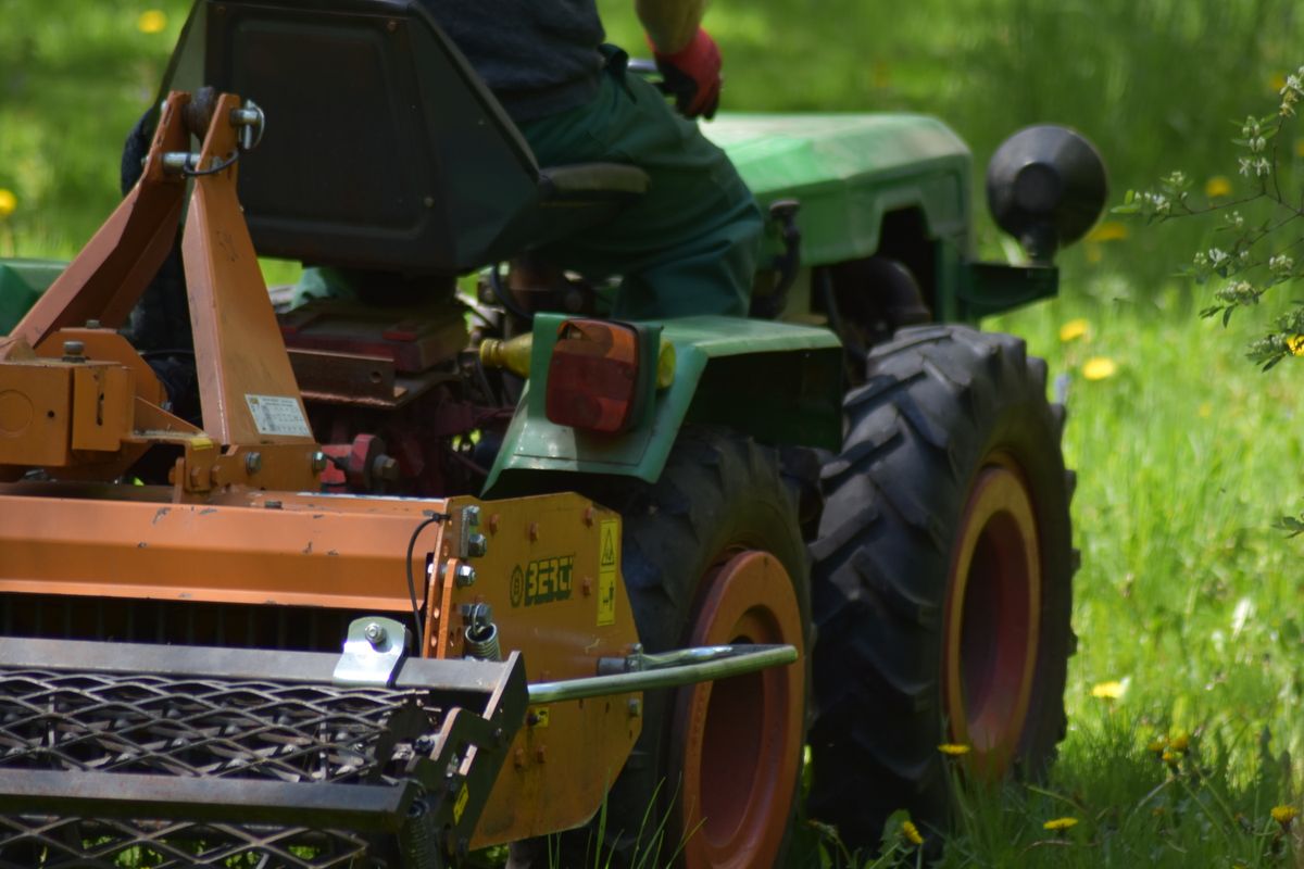 tracteur tondeuse transmission hydrostatique - Qu’est-ce qu’un tracteur tondeuse à transmission hydrostatique ?